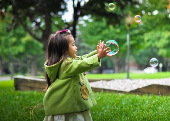 ¿Cómo saber si mi hijo necesita un logopeda infantil?